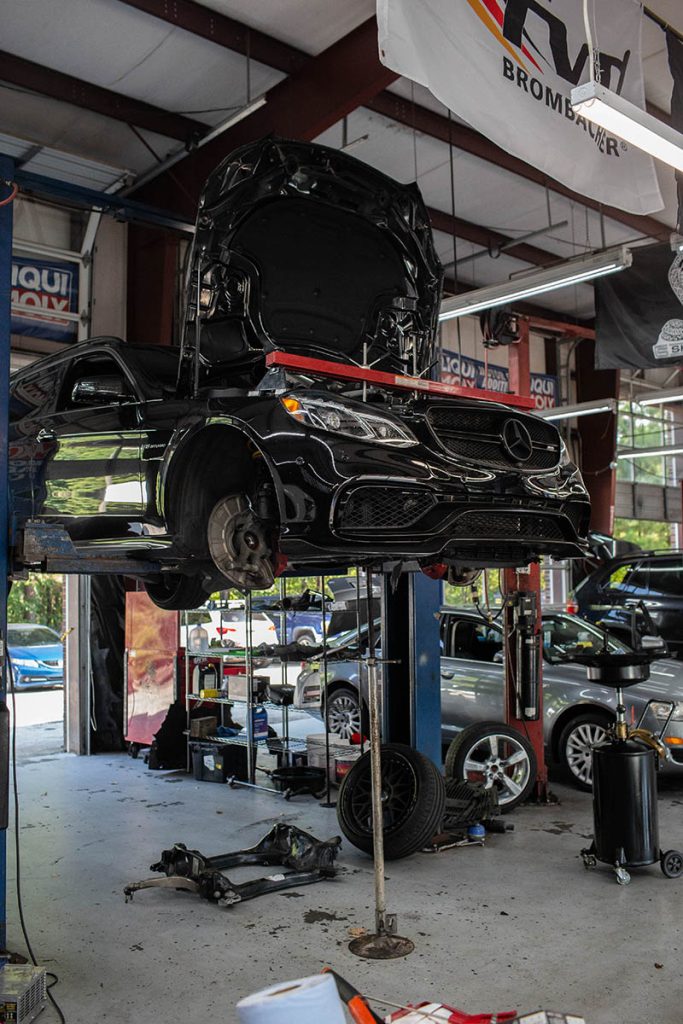 Mercedes AMG service center